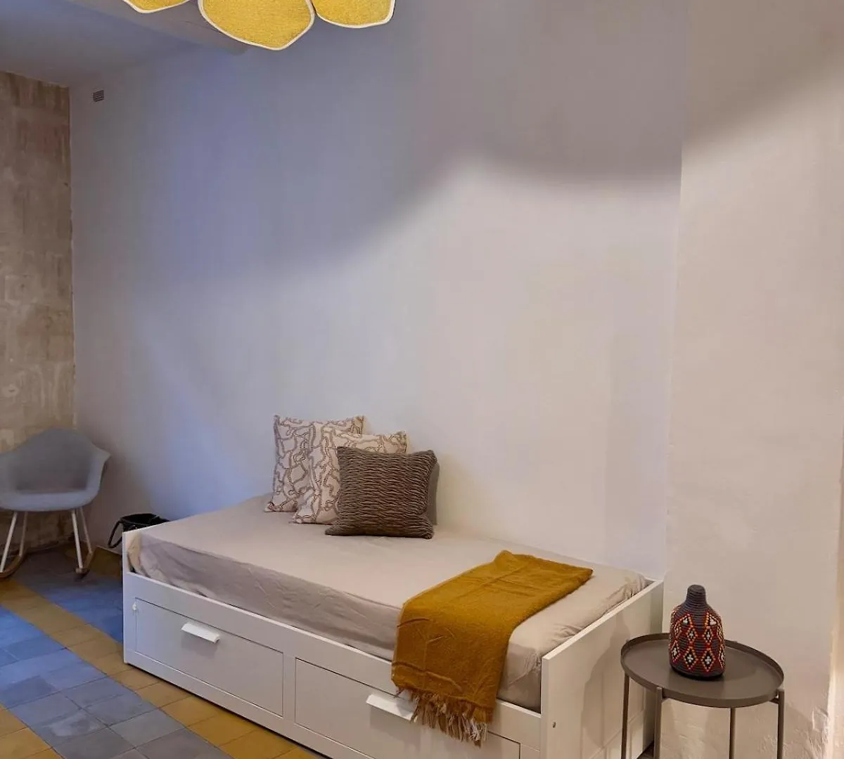 Holiday home La Maison Benezet Arles Roquette