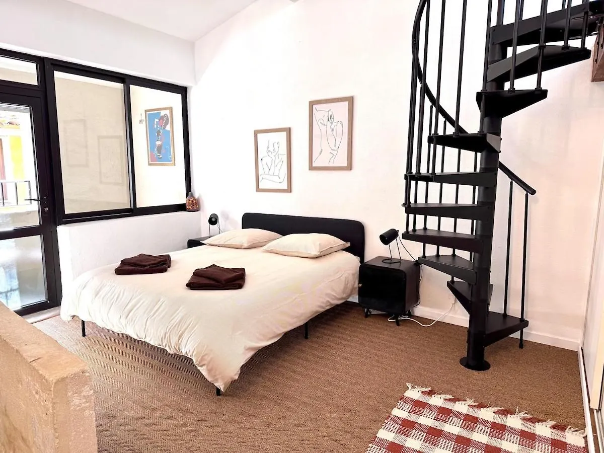 Holiday home Maison Renovee Arles Centre Avec Loggia
