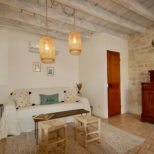 Hébergement de vacances Rêv'arles Maison De Charmes Aux Arènes, Arles